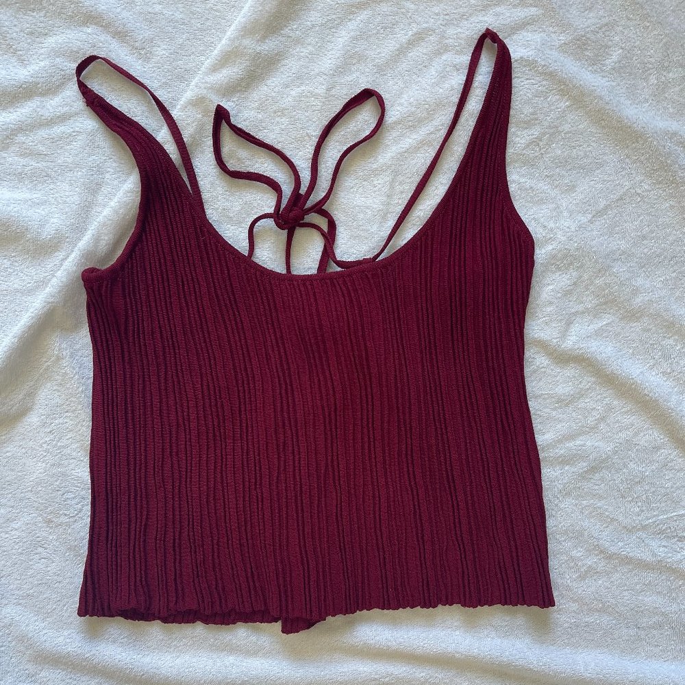 Bold and Beautiful: Stand Out in Style with the Red Free People Crop Top